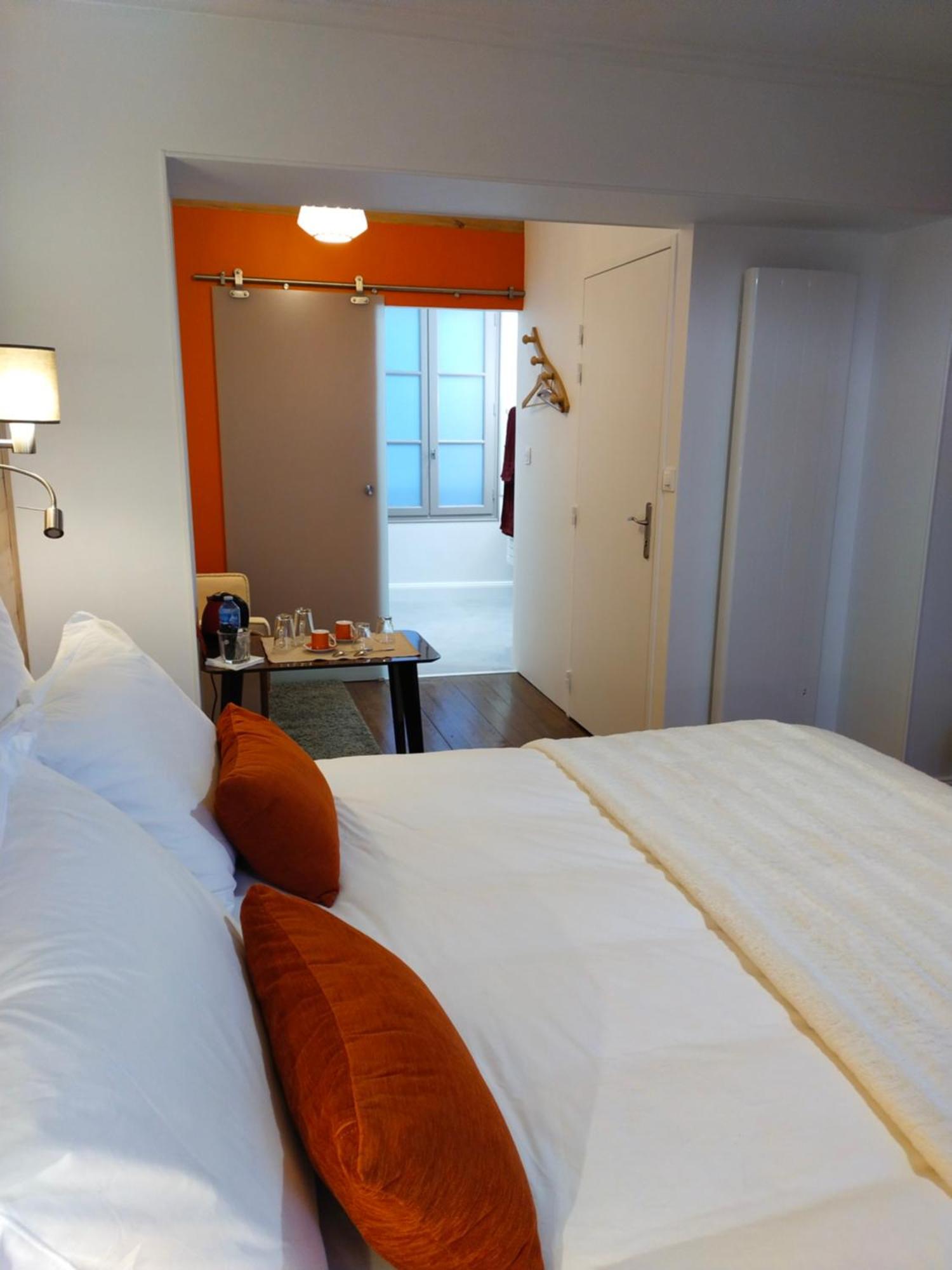 Les Balcons Sur La Loire Bed and Breakfast Chalonnes-sur-Loire Kamer foto