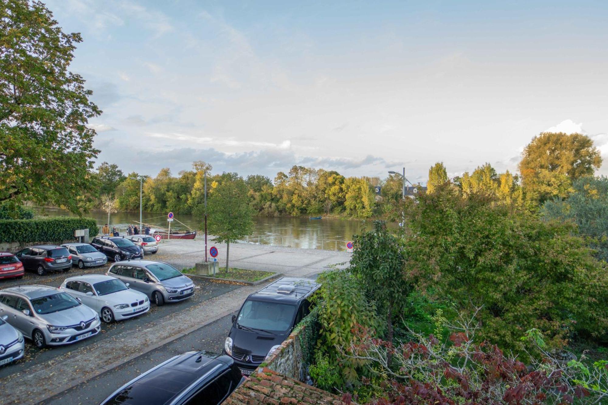 Les Balcons Sur La Loire Bed and Breakfast Chalonnes-sur-Loire Buitenkant foto